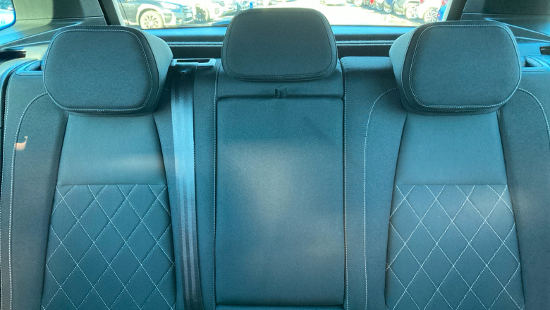 Skoda Karoq 1.5 TSI Sport Line 4x4 5dr DSG Petrol Estate